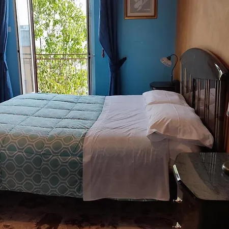 Appia - *